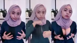 Miera Onlyfans: Hijab Solehot Menggoda