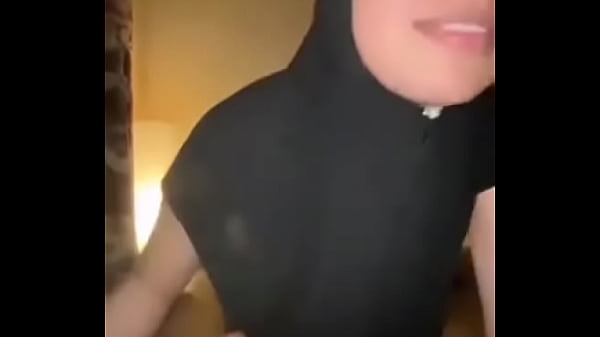 Ngewe Memek Ketat Kontol Besar Jilbab