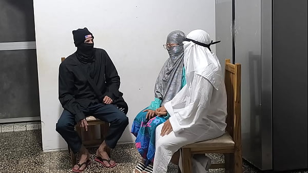 Ritual Pacaran Arab Panas! Pasangan Mesum Minta Nasihat Ke Pendeta Arab, Berakhir Dengan Adegan Ranjang. Film Porno Arab-latin.