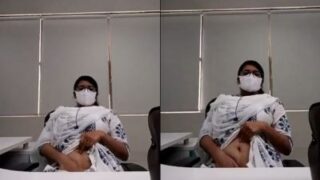 Gadis Muda Colmek Memek Desinya Di Kantor