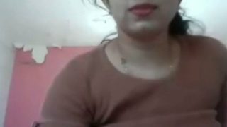 Gadis Seksi Mumbai Bosan Pamer Tubuh Telanjang