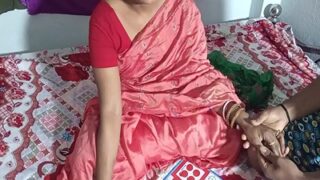 Tante Kalah Main, Langsung Digaruk Sama Bocah Muda.