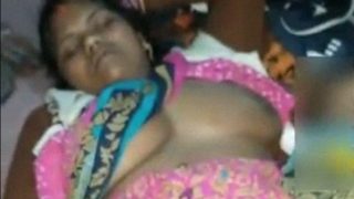 Video Gadis Lokal Genit Pakai Saree Lagi Main Sendiri