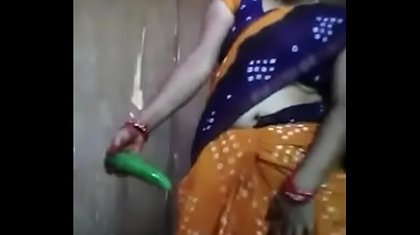 Tante Desi Main Timun Sampai Klimaks