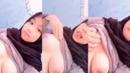 Bocil Abg Jilbab Goyang Tiktok Sambil Pamer Tetek Montok.