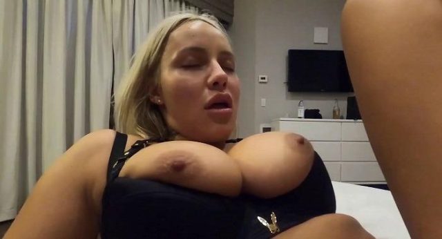 Dibejahin Kontol Besar Hitam Sama Kylie Page, Sampai Crot Di Dalem