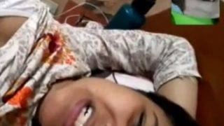 Ngemong Online Sama Cewek Desi, Bikin Makin Greget.