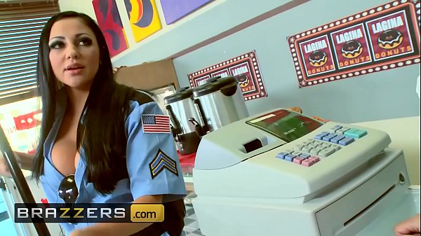Montok Seragam Bikin Tegang – (audrey Bitoni, Honey White, Johnny Sins) – Krim Boston – Brazzers