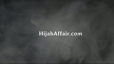 Ibu Tiri Arab Pikir Kontolku Lampu, Sampe Ujungnya Basah Baru Sadar.