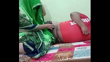 Desi Indian Couple Lagi Ngewe Panas Di Kamar, Crot Dimana-mana.