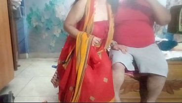 Bhabhi Garmi Mein Jab Pati Nahi Hai, To Chote Devar Ke Saath Chudai Karti Hai (hindi Audio)