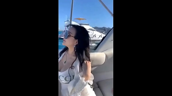 Cewek China Kelihatannya Emang Bikin Ngilu, Bikin Pengen Ngerasain.