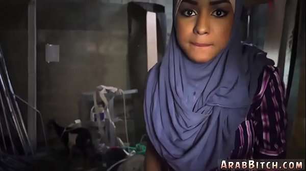 Gadis Arab Abg Dan Ibu Berjilbab, Nge-drop Pantat Di Titik 23 Km Dari Kota, Bikin Liur Netes.