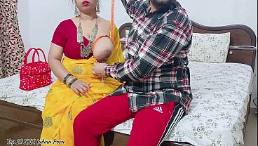 Jahit Baju Sambil Ngewe Cewek India Seksi Di Toko, Suara Hindi Ngegas