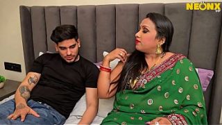 Bhabhi Panas Main Desi Launda Ke Saath Kutton Jaisi Chudai, Hindi Mein Aawaz.