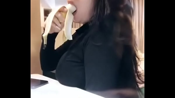 Monica Adhea, Cewek Model Indonesia, Lagi Blowjob Panas Bikin Makin Horny