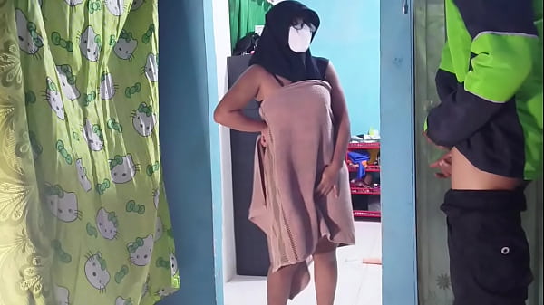 Kepergok Ojol Ngantar Makanan Pas Lagi Colmek Seru.