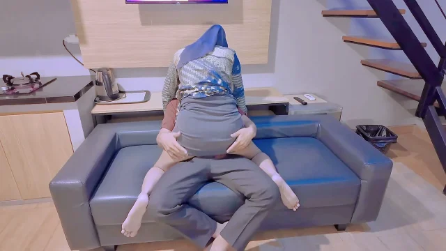 Businessman’s Wife Cheating On Him With A Handsome Man