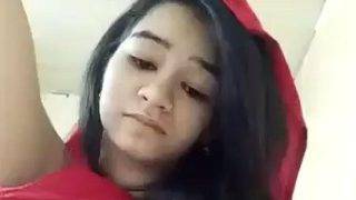 Indahnya Jari-jari Paki Yang Mainin Lubang