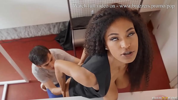 Nonton Langsung Tiap Tetesnya, Tina Fire Digenjot Anal Sambil Ngemil Popcorn Dan Cumshot Penuh Nafsu Dari Www.brazzers.promo/pop