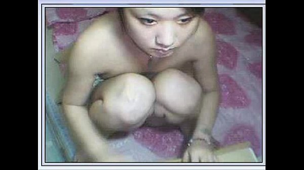 Gadis China Mungil Buka Kaki Di Depan Kamera, Bikin Liur Meleleh.