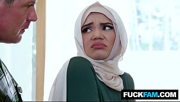 Wtf, Hijabi Manis Baru Pertama Kali Dientot Tukang Pipa Naudi Nala, Jason Sarcinelli