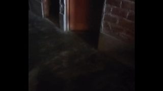 Ibu Muda Janda Hot Buka Pintu Rumah Demi Duit, Kasih Akses Ke Tubuhnya.