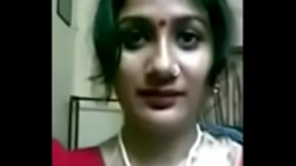 Desi Bengali Istri Montok, Toket Gede Siap Digoyang