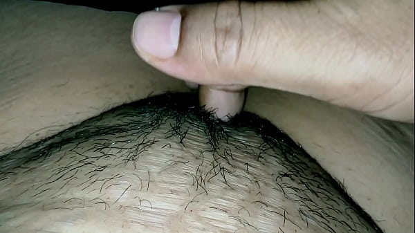 Ibu Tiri Dengan Pantat Gede Mau Sekamar Sama Anak Tiri, Tidur Bareng Di Ranjang Yang Sama.