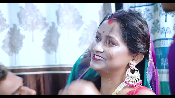 Ngentot Asik – Bhabhi India Pake Sari, Mesra Lembut Sama Suami, Suara Hindi Bikin Mupeng