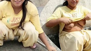 Janda Muda Yang Udah Nikah, Di Atap Rumah Main Romantis Penuh Nafsu, Cewek Desa Outdoor Alami, Video Seks Panas Versi Hindi.
