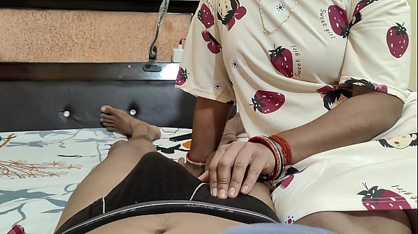 देसी जोड़े ने रात को जमकर चोदाई की, भारतीय हिंदी गंदी फिल्म