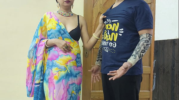 Ibu Tiri India Berdada Besar Bantu Anak Tiri Berhenti Merokok Dan Kasih Kenikmatan Seks Dalam Bahasa Hindi
