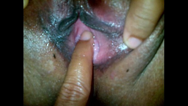 Mami Indonesia Pantat Gede, Memek Basah Dijari Empat, Ditusuk Dan Digenjot Keras