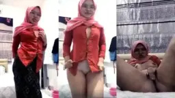 Abg Jilbab Pink Colmek Nafsu Abis, Bokep Urmomnerdy Bikin Crot.
