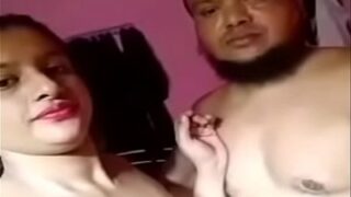 Seorang Maulana Bikin Video Xxx Bangla Bareng Cewek Muda, Bikin Makin Nafsu.