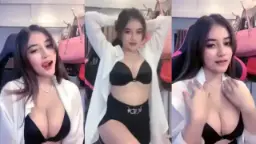 Si Cantik Lidya Danira, Goyangannya Bikin Makin Pengen, Erotis Banget Bikin Meleleh.