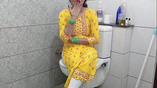 Ibu Tiri India Yang Panas Ngewe Anak Tiri Di Kamar Mandi Dengan Suara Hindi Yang Kotor