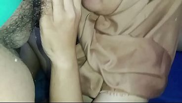 Istri Temen Minta Jilmek, Ngajak Seru-seruan Di Ranjang