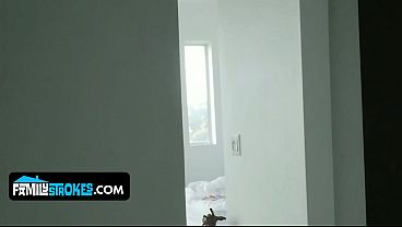 Blonde Sialan Daisy Stone Nampol Habis Dikocok Bejat Abang Tiri