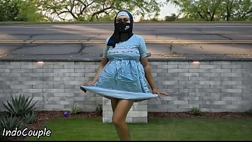 Mahasiswi Hijab Jogging Di Tempat Umum, Ngentot Bayar