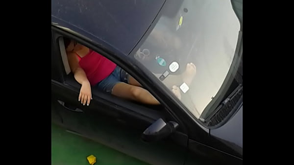 Gadis Arab Seksi Sange Di Depan Umum