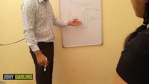 Bokep India! Guru Les Xxx Ngajarin Muridnya Apa Itu Memek Dan Kontol, Omongan Kotor Hindi Jelas Banget Sama Jony Darling.