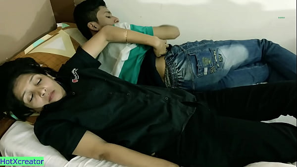 Ngeseks Sama Kakak Tiri Di Ranjang! Suara Hindi Bikin Makin Hot Banget